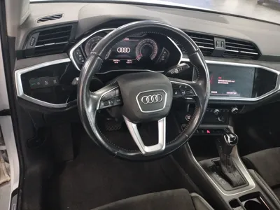 Audi Q3 2021, 26500 км, за 18711 USD - фото 12