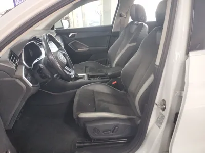 Audi Q3 2021, 26500 км, за 18711 USD - фото 16