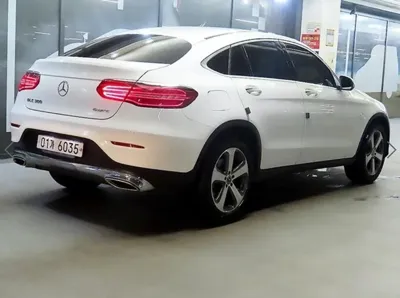 Mercedes-Benz GLC-Class 2019, 77498 км, за 16381.71 USD