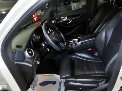 Mercedes-Benz GLC-Class 2019, 77498 км, за 16381.71 USD - фото 6