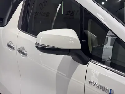 Toyota Vellfire 2022, 105000 км, за 74748.4 USD