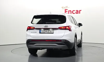 Hyundai Santafe 2021, 122941 км, за 11487.46 USD