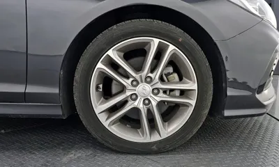 Hyundai Sonata 2018, 117974 км, за 8264.41 USD