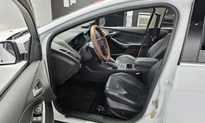 Ford Focus 2015, 51106 км, за 2841.1 USD - фото 10