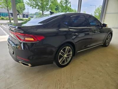 Hyundai Grandeur 2018, 151243 км, за 9114.01 USD