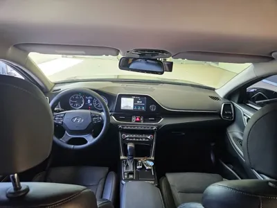 Hyundai Grandeur 2018, 151243 км, за 9109.85 USD - фото 12
