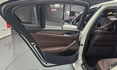 BMW 5-Series 2020, 18651 км, за 25732.91 USD - фото 25