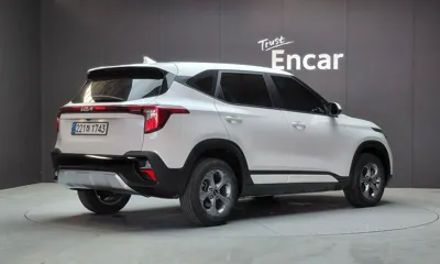 Kia Seltos 2024, 41875 км, за 14113.17 USD