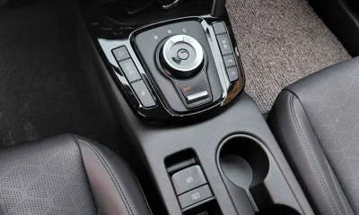 Kia Seltos 2024, 41875 км, за 14113.17 USD - фото 9