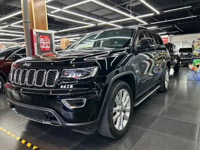 Jeep Grand Cherokee (Import) · 2018 год