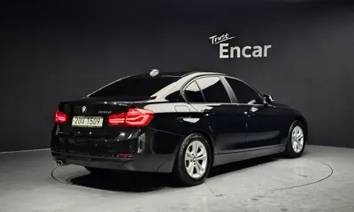 BMW 3-Series 2018, 154862 км, за 7817.59 USD