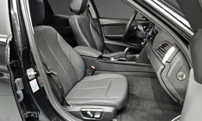 BMW 3-Series 2018, 154862 км, за 7817.59 USD - фото 10