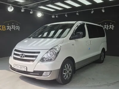Hyundai Starex 2017, 98000 км, за 7557.01 USD