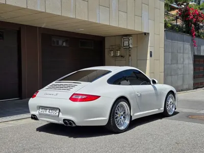 Porsche 911 2009, 74000 км, за 42063.07 USD