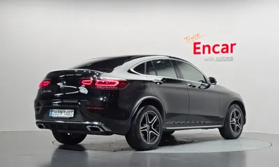 Mercedes-Benz GLC-Class 2023, 60120 км, за 30228.16 USD - фото 2