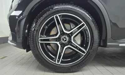 Mercedes-Benz GLC-Class 2023, 60120 км, за 30228.16 USD - фото 5