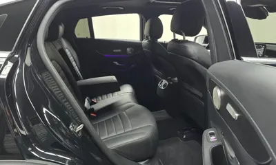 Mercedes-Benz GLC-Class 2023, 60120 км, за 30228.16 USD - фото 11