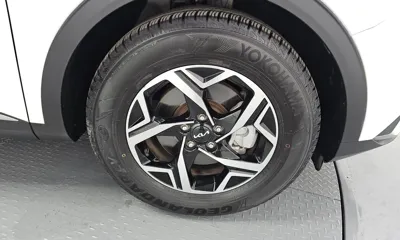 Kia Sportage 2022, 77832 км, за 12625.6 USD - фото 21