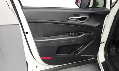 Kia Sportage 2022, 77832 км, за 12625.6 USD - фото 24