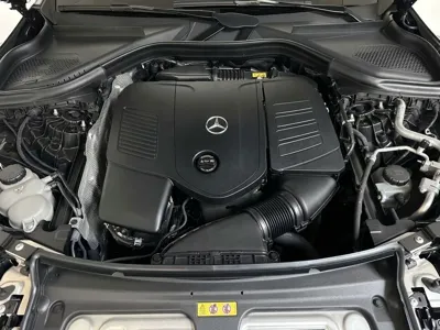 Mercedes-Benz GLC-Class 2023, 26494 км, за 41644.66 USD - фото 6