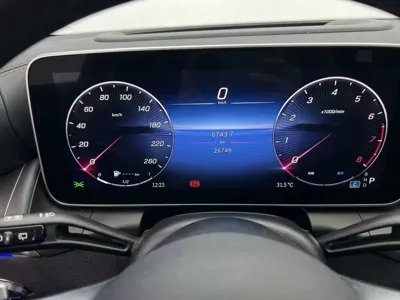Mercedes-Benz GLC-Class 2023, 26494 км, за 41644.66 USD - фото 8