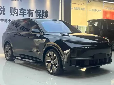Li Auto Li L9 2025, 9000 км, за 50881.89 USD
