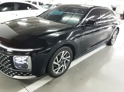 Hyundai Grandeur 2023, 60503 км, за 4581.64 USD