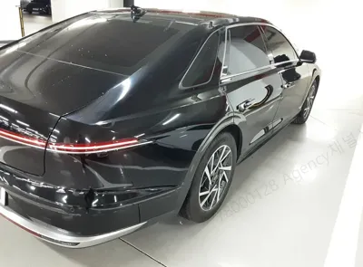Hyundai Grandeur 2023, 60503 км, за 4581.64 USD