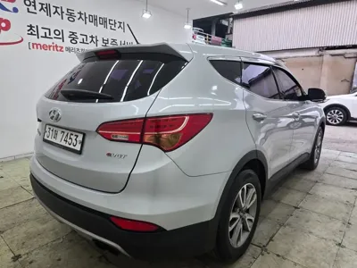 Hyundai Santafe 2015, 209325 км, за 4135.49 USD