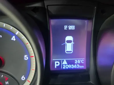 Hyundai Santafe 2015, 209325 км, за 4135.49 USD - фото 7