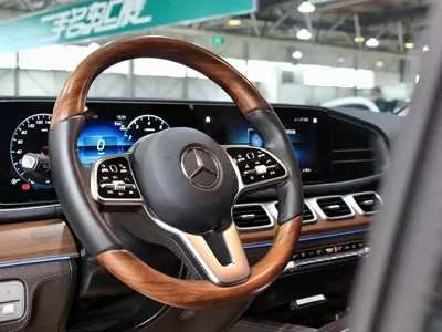 Mercedes-Benz GLS 2021, 20000 км, за 101234.06 USD