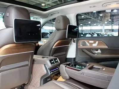 Mercedes-Benz GLS 2021, 20000 км, за 101234.06 USD - фото 10