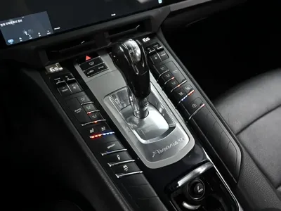 Porsche Panamera 2014, 165292 км, за 12143.89 USD - фото 9