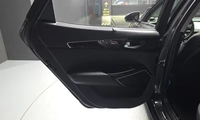 Kia K7 2019, 74935 км, за 10097.73 USD - фото 25