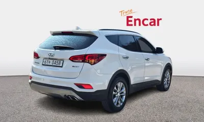 Hyundai Santafe 2016, 65290 км, за 9250.08 USD