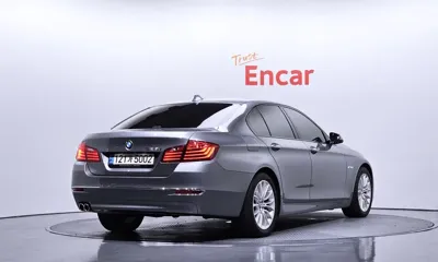 BMW 5-Series 2016, 93049 км, за 9686.01 USD