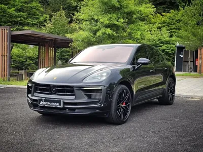 Porsche Macan 2022, 29800 км, за 61237.82 USD