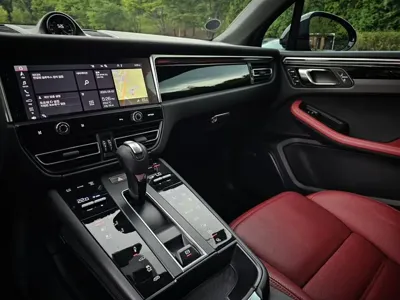 Porsche Macan 2022, 29800 км, за 61237.82 USD - фото 10