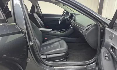 Hyundai Sonata 2022, 63020 км, за 14900.88 USD - фото 11
