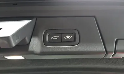 Volvo V90 2021, 36761 км, за 26308.85 USD - фото 20