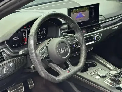 Audi RS 4 2020, 60000 км, за 41139.49 USD