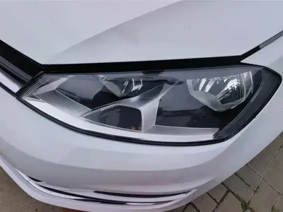 Volkswagen Golf 2016, 112600 км, за 5635.56 USD