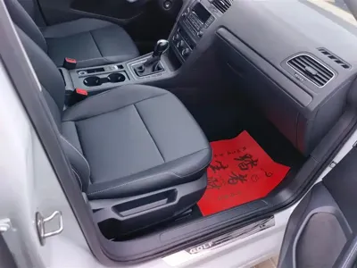 Volkswagen Golf 2016, 112600 км, за 5635.56 USD - фото 8