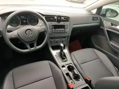 Volkswagen Golf 2016, 112600 км, за 5635.56 USD - фото 12