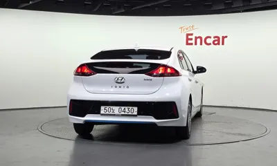 Hyundai Ioniq 2016, 150443 км, за 4423.46 USD