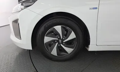 Hyundai Ioniq 2016, 150443 км, за 4423.46 USD