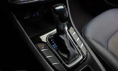 Hyundai Ioniq 2016, 150443 км, за 4417.13 USD - фото 9