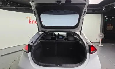 Hyundai Ioniq 2016, 150443 км, за 4417.13 USD - фото 20