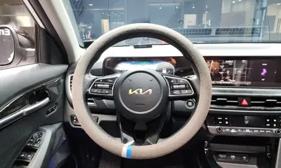 Kia Seltos 2023, 50311 км, за 15157.44 USD - фото 14