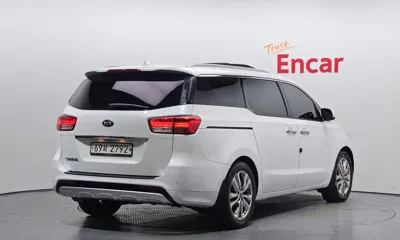 Kia Canival 2015, 164514 км, за 5529.54 USD